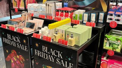 Sephora Holiday stand